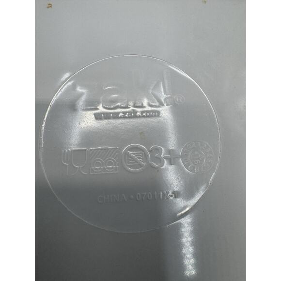 Zak! Designs Shopkins & Doc MsStuffins Plastic Kids Divided Plates Set Of 2 - Picture 11 of 11